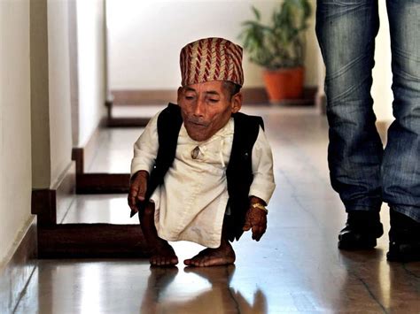 who is the smallest person in the world|Chandra Bahadur Dangi .